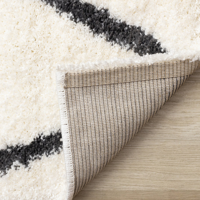 Fairmont White Grey Trellis Rug, 6'7\" x 9'10\" Indoor Area Rug