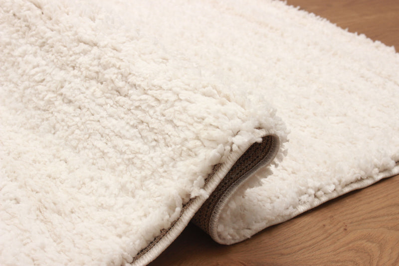 Yeti Ivory/Beige Area Rug - 5'0\" X 8'0\"  