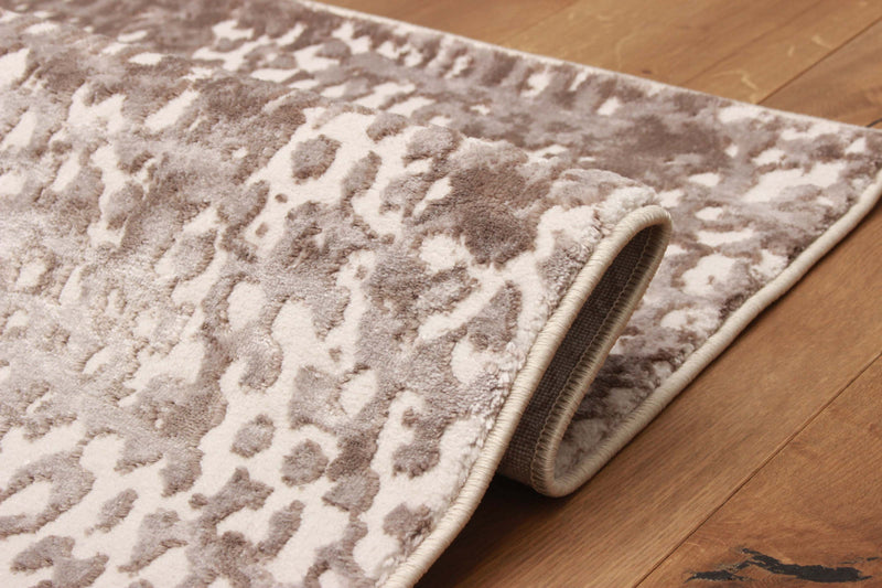 Sarah Ivory Area Rug - 8'0\" X 10'0\"   