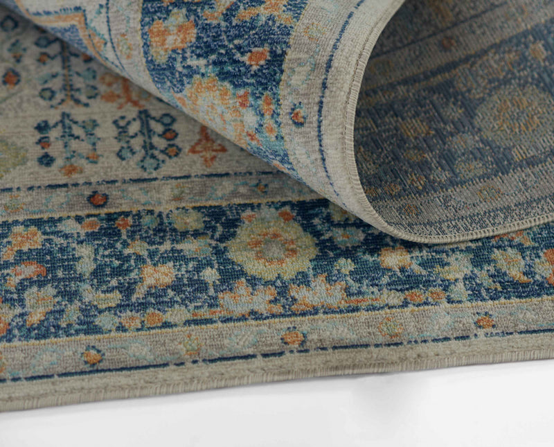 Kinsley Traditional 4'0\" x 6'0\" Area Rug in Blue Indoor Area Rug