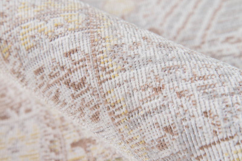 Valeria Traditional 4'0\" x 6'0\" Area Rug in Grey Indoor Area Rug