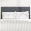 Ambrose 3-Piece King Comforter Set - Oatmeal | Ensemble d’édredon Ambrose 3 pièces pour très grand lit - avoine