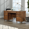 Clifford Place 59.06“ Executive  Desk with 6 Drawers – Grand Walnut | Bureau de direction Clifford Place de 59,06 po à 6 tiroirs - noyer majestueux