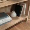 Juble 55.75” Rustic Bookcase with Adjustable Shelves – Prime Oak | Bibliothèque rustique Juble de 55,75 po avec tablettes réglables - chêne clair