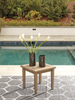 Juno Outdoor Patio End Table - Eucalyptus Wood, UV & Weather Resistant - Natural | Table de bout Juno pour la terrasse à l’extérieur - eucalyptus, résistante aux intempéries et aux rayons UV - naturelle