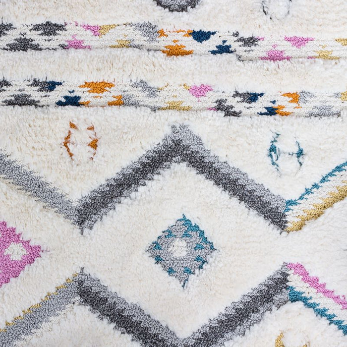 Lola Chevron Shag Area Rug - 2'7\" x 8'