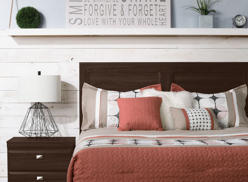 Yorkdale 6pc Bedroom Set with Panel Bed, Dresser, Mirror & Nightstand, Brown - Queen Size