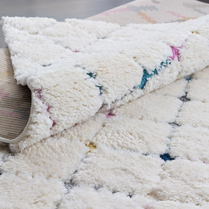 Lola Lattice 3x5 Area Rug