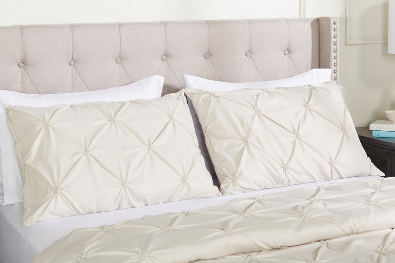 Gardenia Wynd 3-Piece Full/Queen Comforter Set - Oatmeal