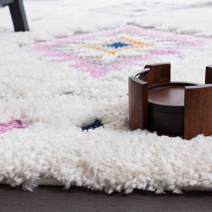 Lola Diamond 4x6 Area Rug