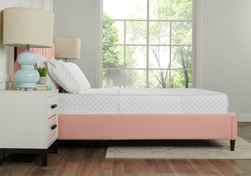 Kort & Co. Flower 4-Piece Queen Sheet Set - Blue and White