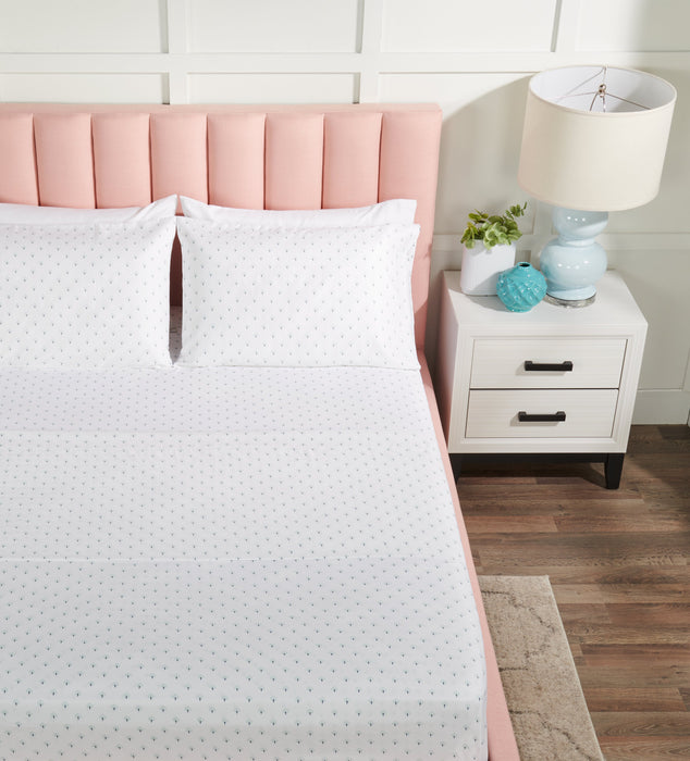 Kort & Co. Flower 4-Piece King Sheet Set - Blue and White