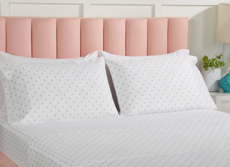 Kort & Co. Flower 4-Piece Queen Sheet Set - Blue and White