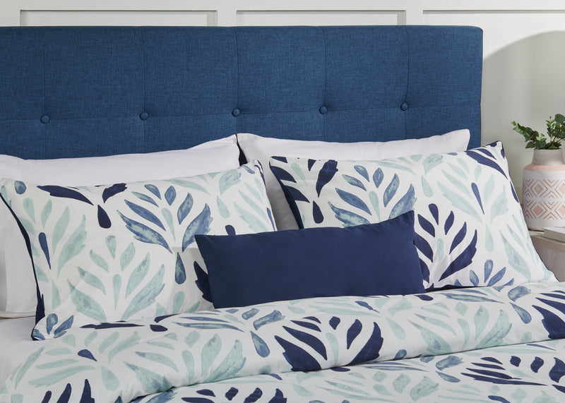 Kort & Co. Medallion 4-Piece King Comforter Set