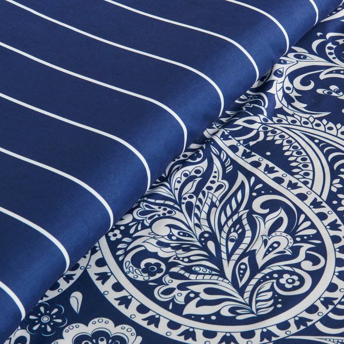 Lochlan 3-Piece Full/Queen Comforter Set - Navy and White