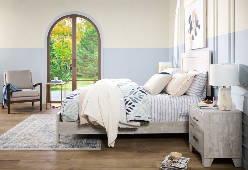 Mia 15.75\" Faux Marble Chairside Table - White & Gold