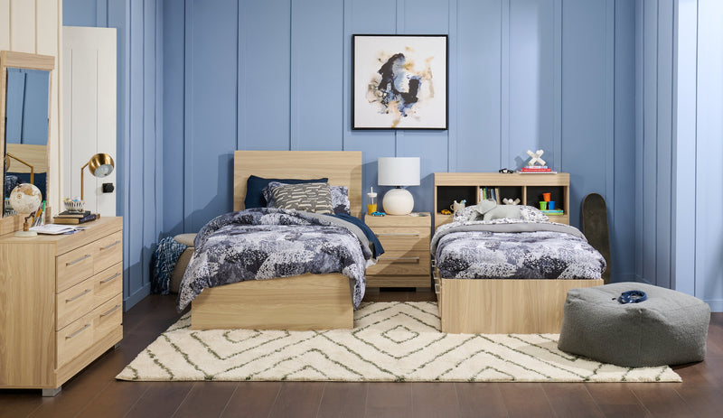 Riley Bedroom Dresser Mirror, Made in Canada - Natural