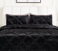 Serene 3-Piece Full/Queen Comforter Set - Black 
