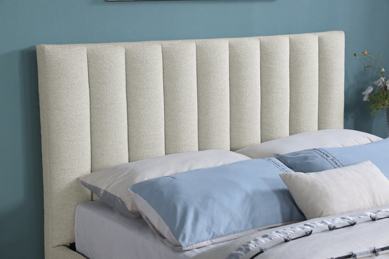 Kort & Co. Rain Upholstered Platform Bed in Light Grey Fabric, Tufted - King Size