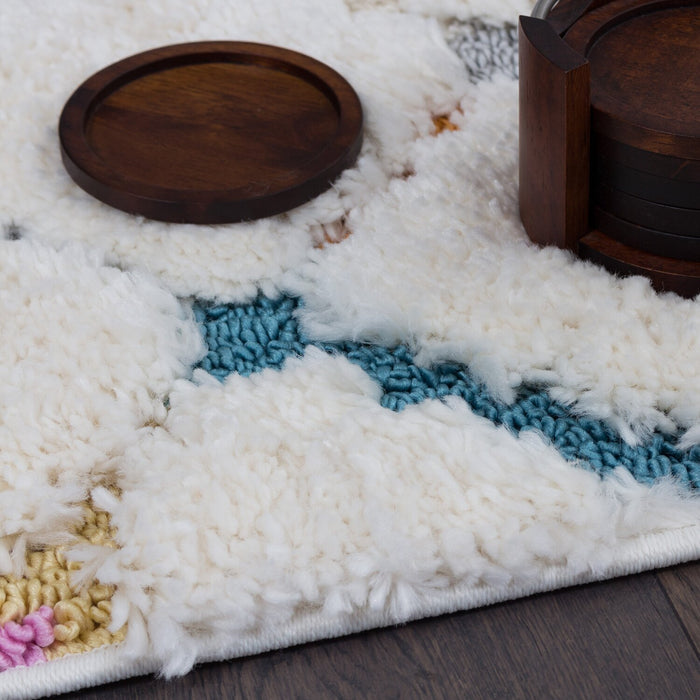 Robin Multi-Colour Moroccan Shag Area Rug - 5'3\" x 7'7\"