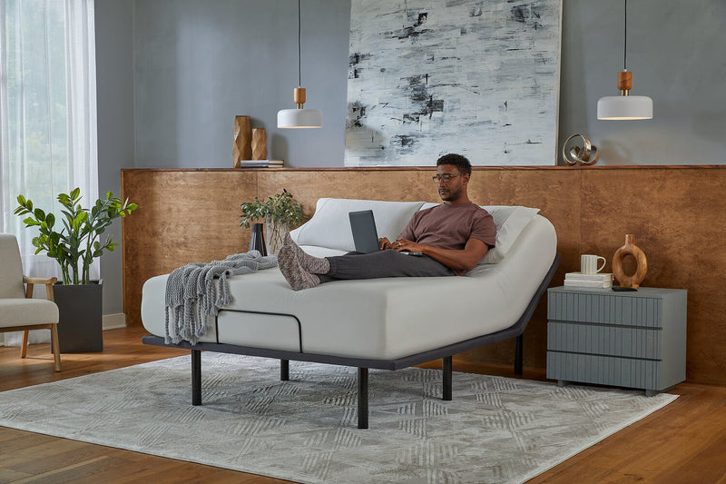 Baselogic Silver Queen Adjustable Base