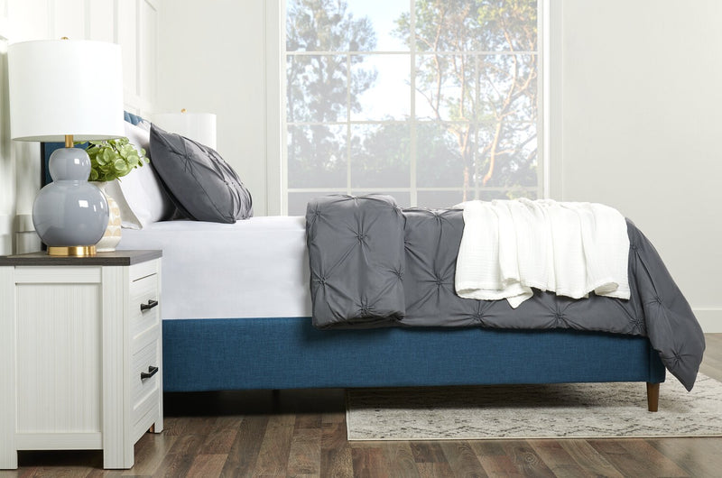 Veranda & Grove 4-Layer Queen Cotton Blanket - White