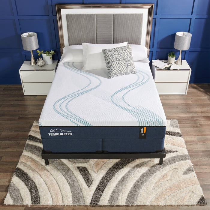 Tempur-Pedic® 2024 Low-Profile Split Queen Boxspring Set