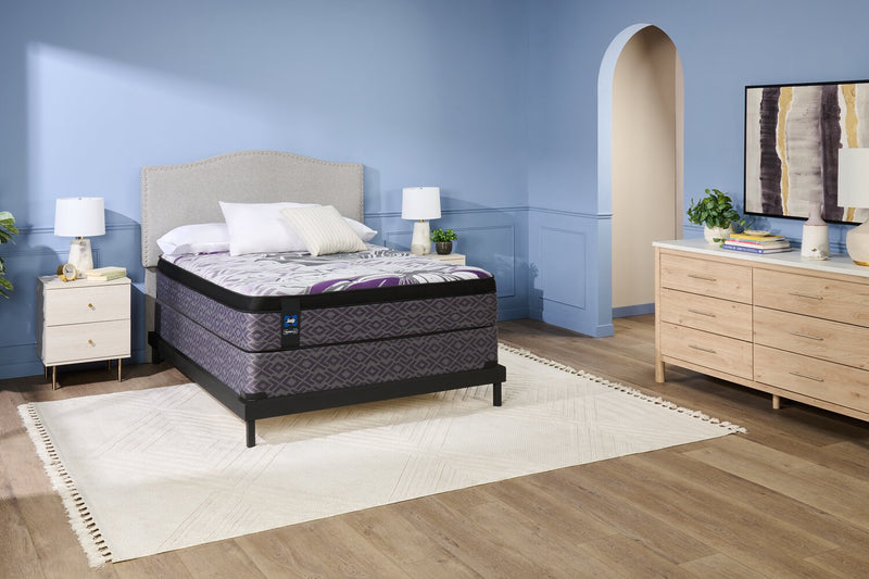 Sealy Posturepedic® Bloomfield 2.0 Eurotop Queen Mattress Set