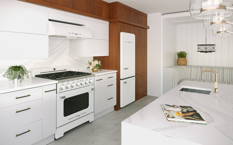 Classic Retro by Unique 36\" 700 CFM Under-Cabinet Range Hood - Marshmallow White - UGP-36CR RH W