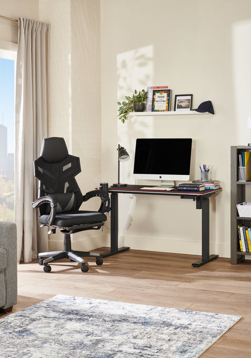 Sparrow 28.3\" Ergonomic Gaming Chair with Lumbar Cushion and Footrest - Black