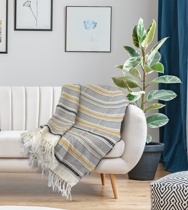 Carlisle Multi-Colour Throw Blanket - 50x60