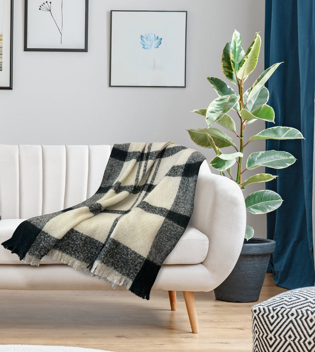 Stuhleck Cream and Black Throw Blanket - 50x60