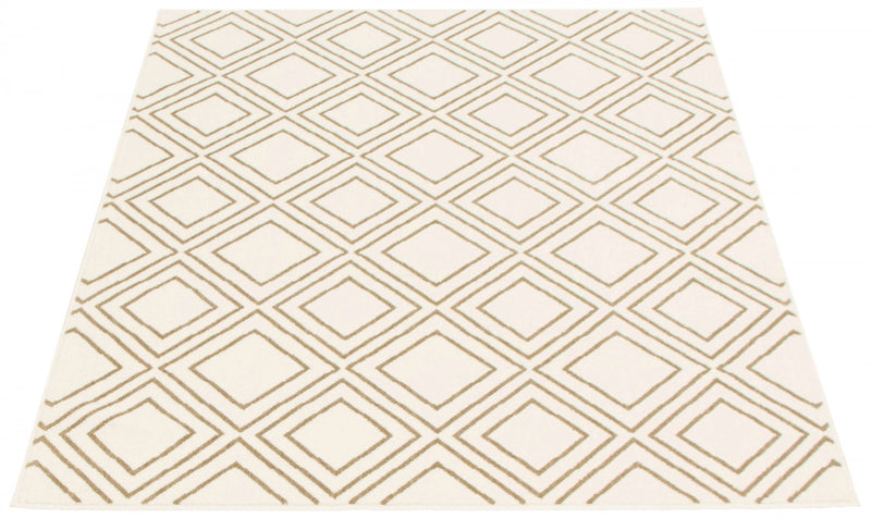 August Geod White-Tan 5'3\" x 7'3\" Area Rug
