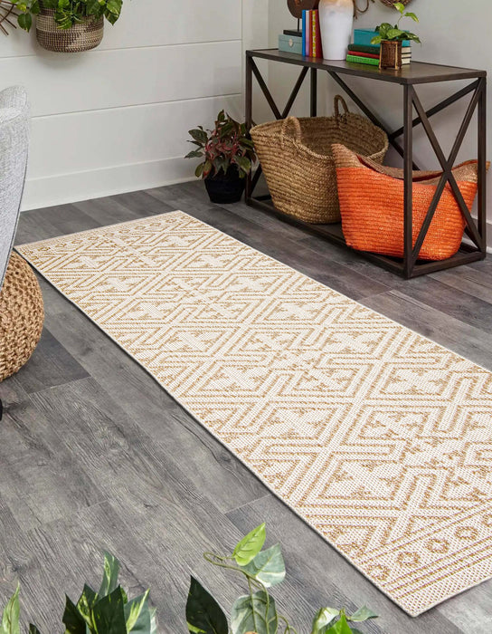 Penney Taupe Area Rug - 2'6\" x 8'0\"