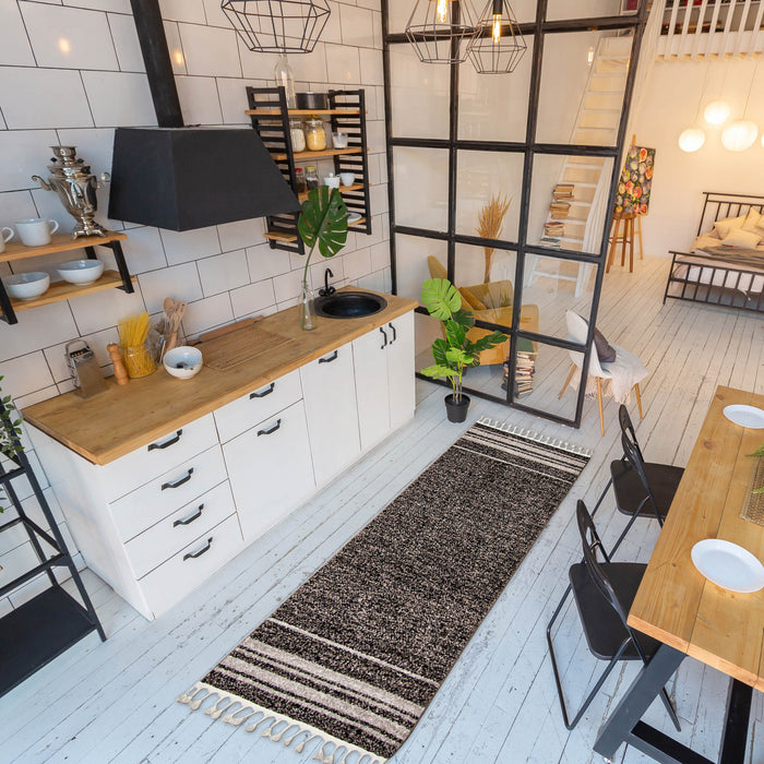 Vera Earth Taupe/Black Area Rug - 2'7\" x 8'4\"