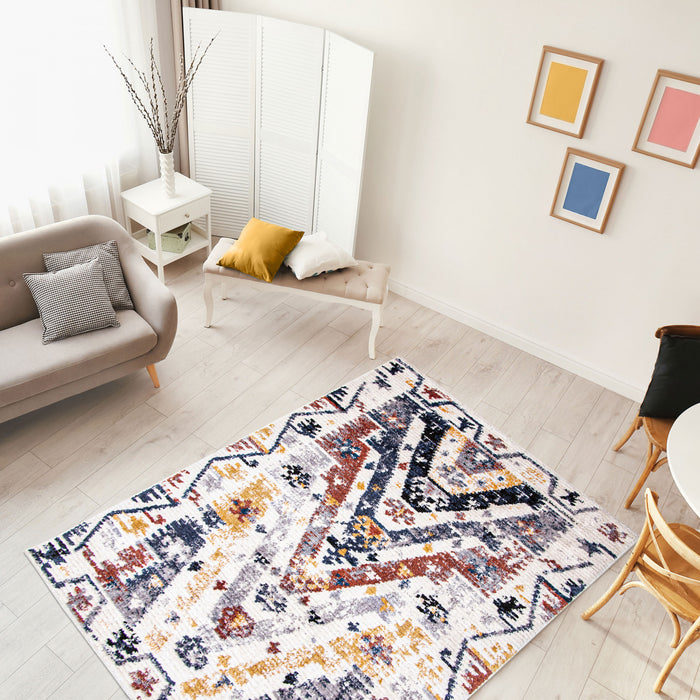 Paloma Quashqai White Area Rug - 6'7\" x 9'6\"