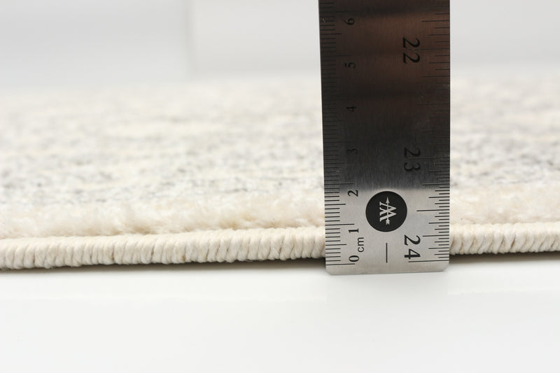 Elita Ivory Area Rug - 2'7\" x 8'0\"