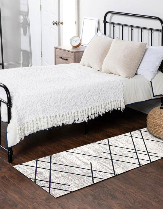 Damali Ivory/Blue Machine Washable Area Rug - 2'6\" x 8'0\"