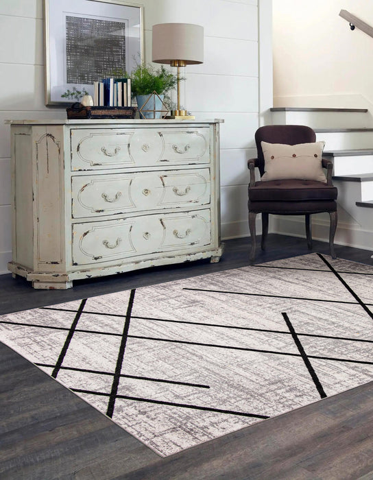 Damali Ivory/Black Machine Washable Area Rug - 6'0\" x 9'0\"