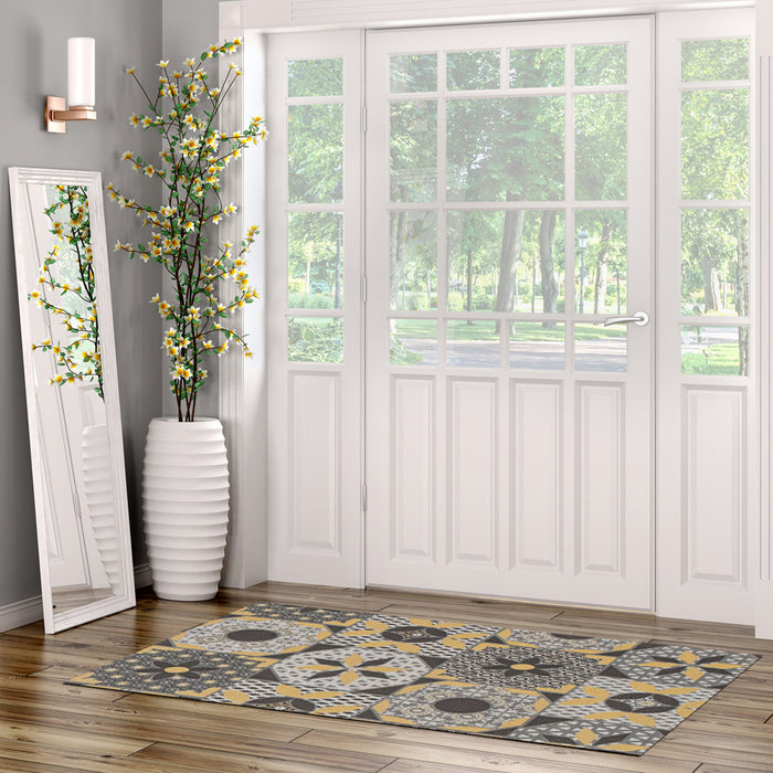 Bellezza Grey 2'2\" x 6'0\" Area Rug