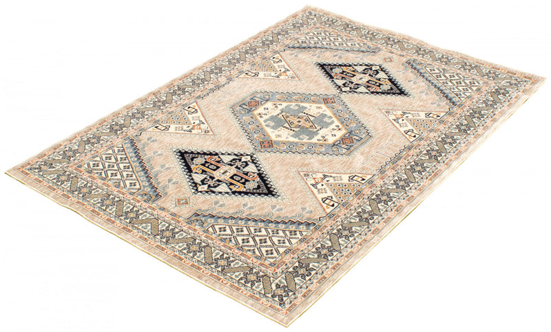 Quincy Ivory Area Rug - 5'3\" x 7'3\"