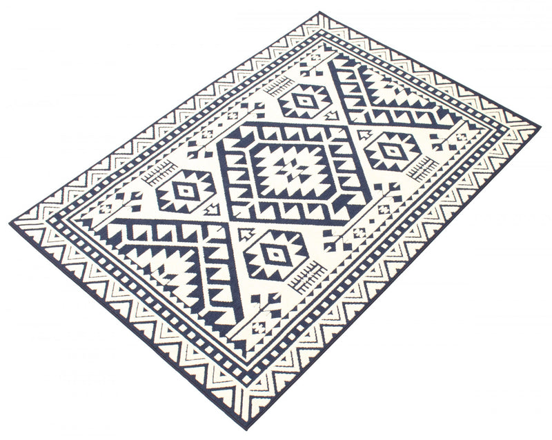 Gaia Blue 5'3\" x 7'7\" Area Rug