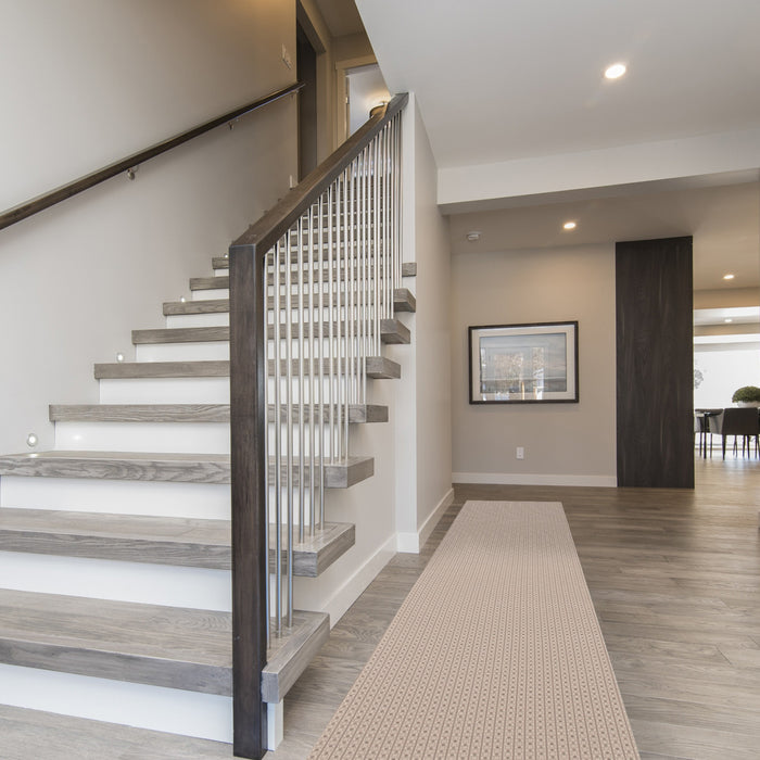 Bellezza Taupe Area Rug - 2'2\" x 8'0\"