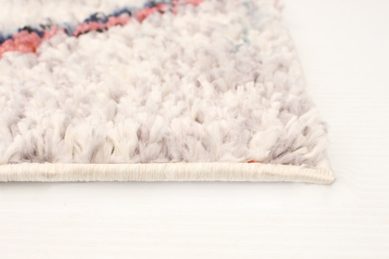 Makondo Abstract Ivory Area Rug - 5'3\" x 7'3\"
