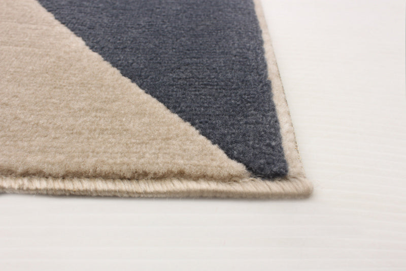 Nuria Blue 5'3\" x 7'7\" Area Rug