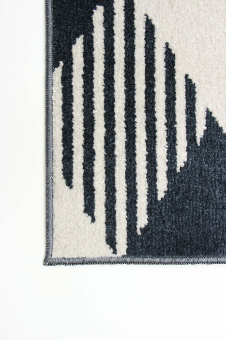 Kors Blue Machine Washable Area Rug - 5'0\" x 7'0\"