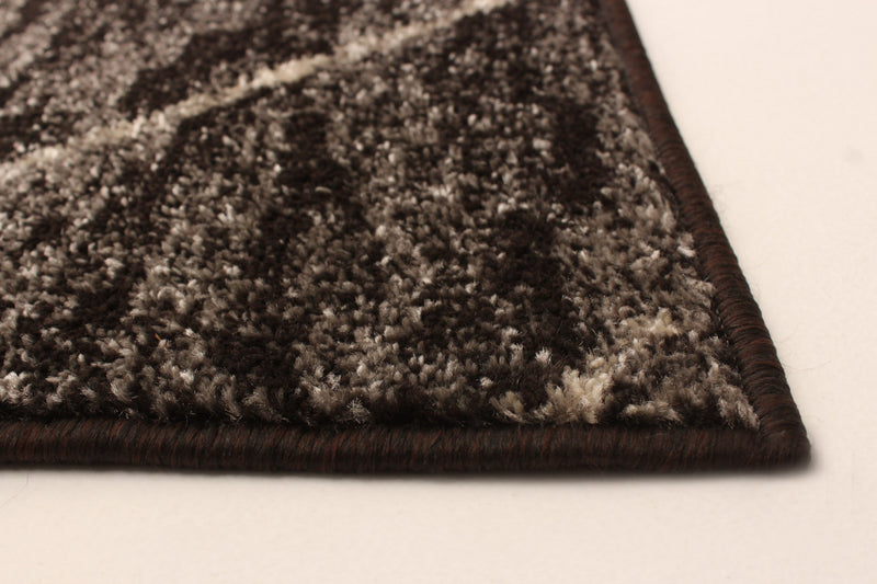 Grande Brown/Ivory 7'10\" X 10'2\" Area Rug