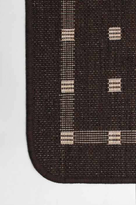 Clementine Chocolate Area Rug - 4'4\" X 6'5\" 
