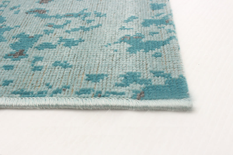 Mariam Aqua 6'7\" x 9'6\" Area Rug