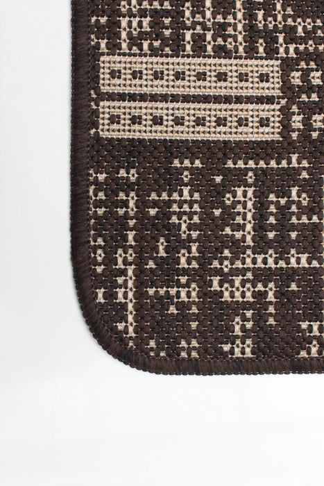 Joni Chocolate Area Rug - 2'2\" X 6'7\" 